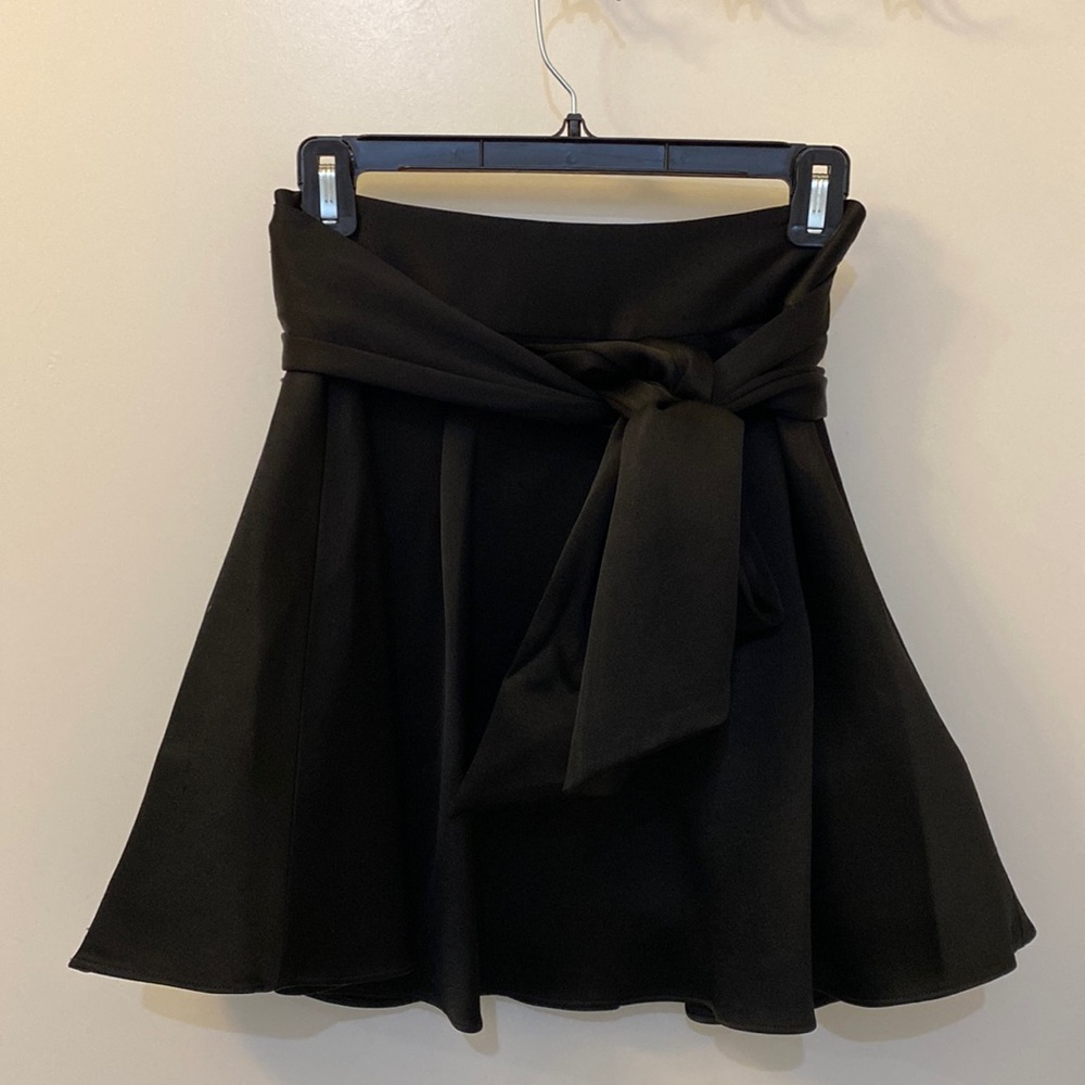 Alice + Olivia black formal skirt